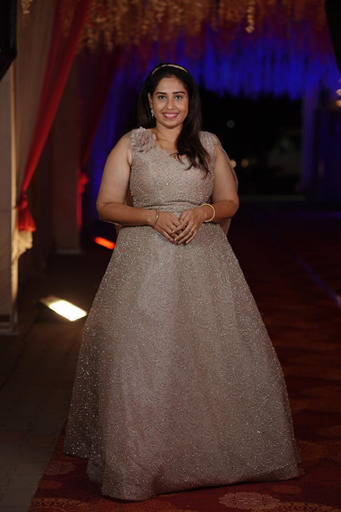 Ball Gown Light Creem Colour
