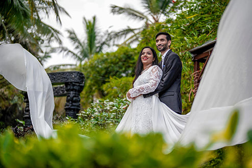 Pre Wedding And Maternity And Premiem White Tail Gown