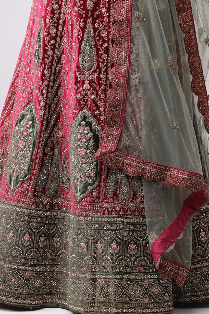 Bridal Premiam Lehengga Green And Malty color