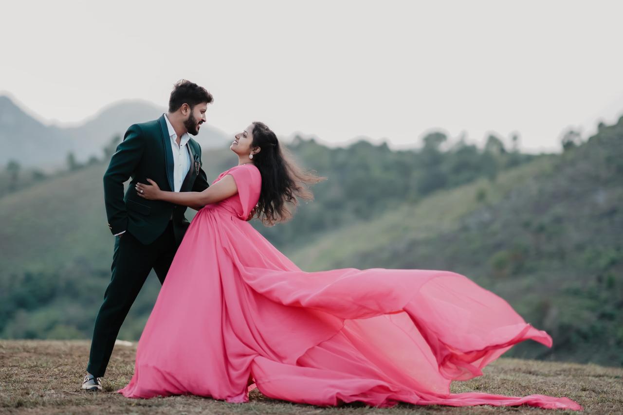 Pre Wedding Long Tail Gown Pink Colour