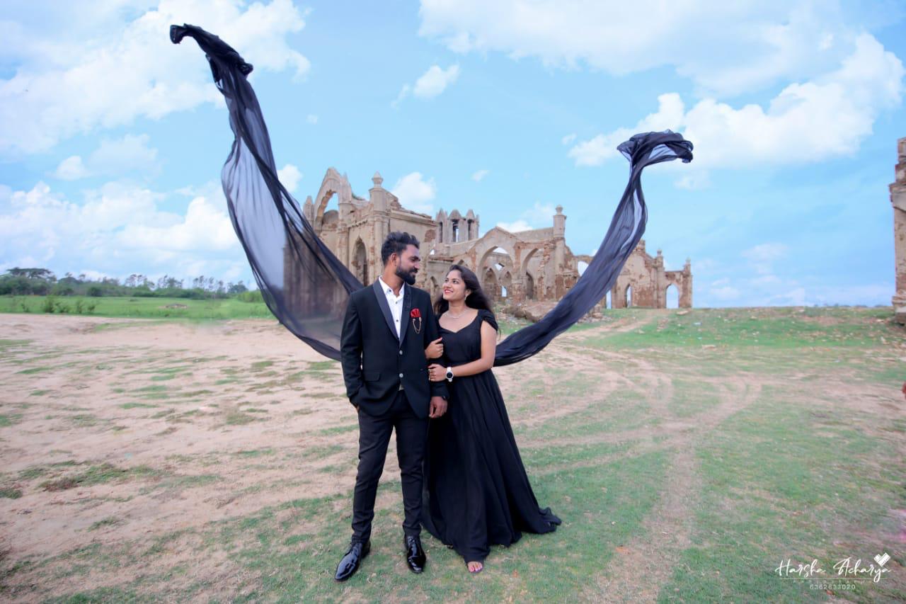 Pre Wedding Long Tail Gown Black Colour